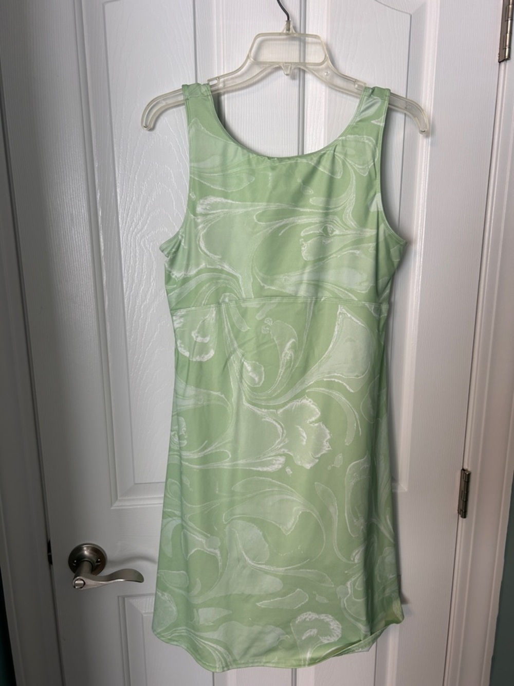Columbia Scoop Neck Light Green Swirl Mini Sport Dress with built in shorts